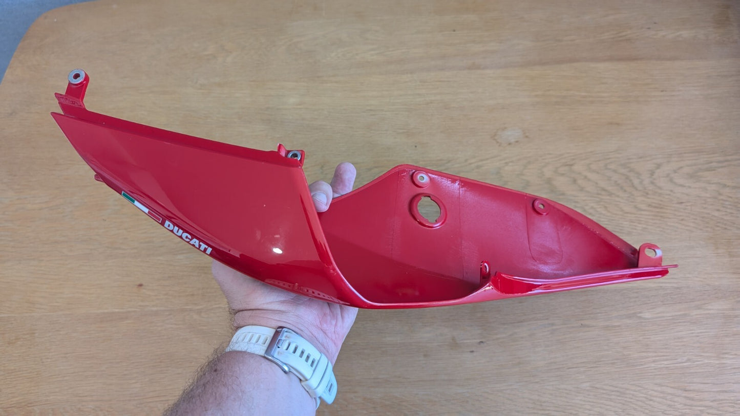 Right Hand Tail Fairing to fit Ducati Panigale 899 1199 2012 2015 Red 482111671A