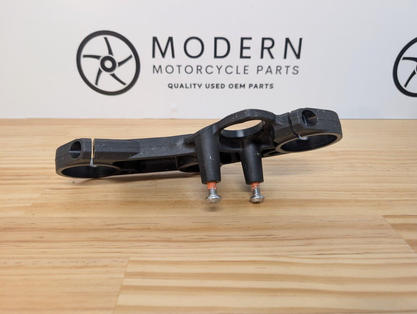 Suzuki GSXR1000 2007 2008 Top Clamp Upper Triple 51311-21H00 OEM #2