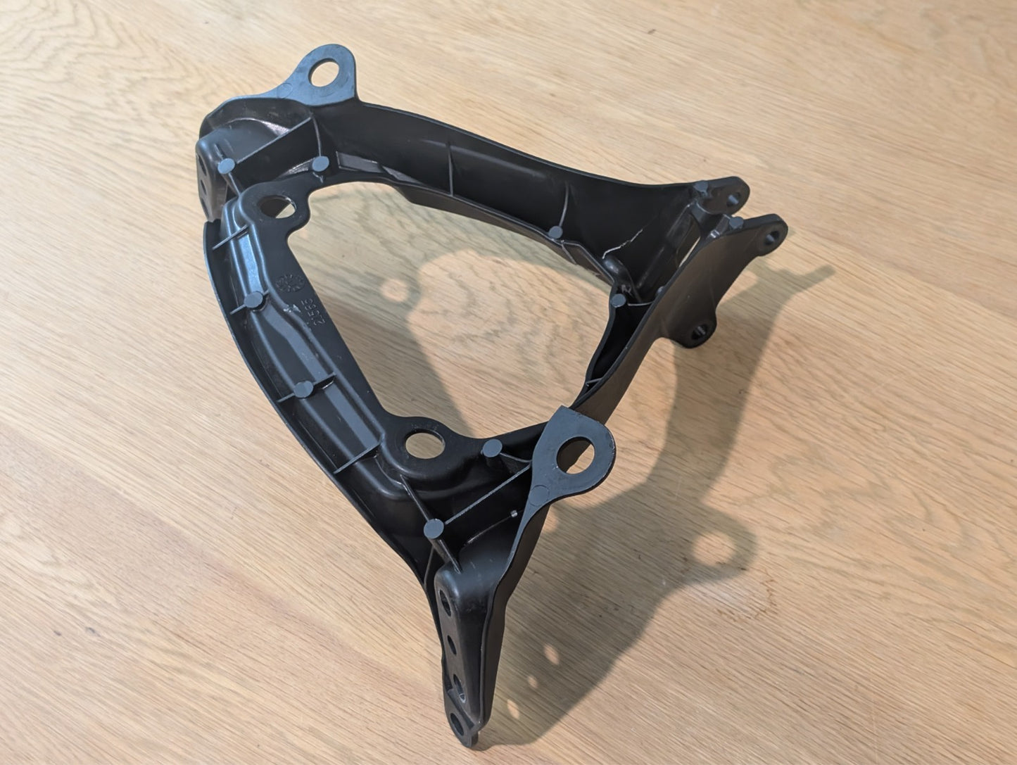 Suzuki GSXR1000 L1 L2 L3 2010 2016 Front Subframe 94511-47H00 Crack