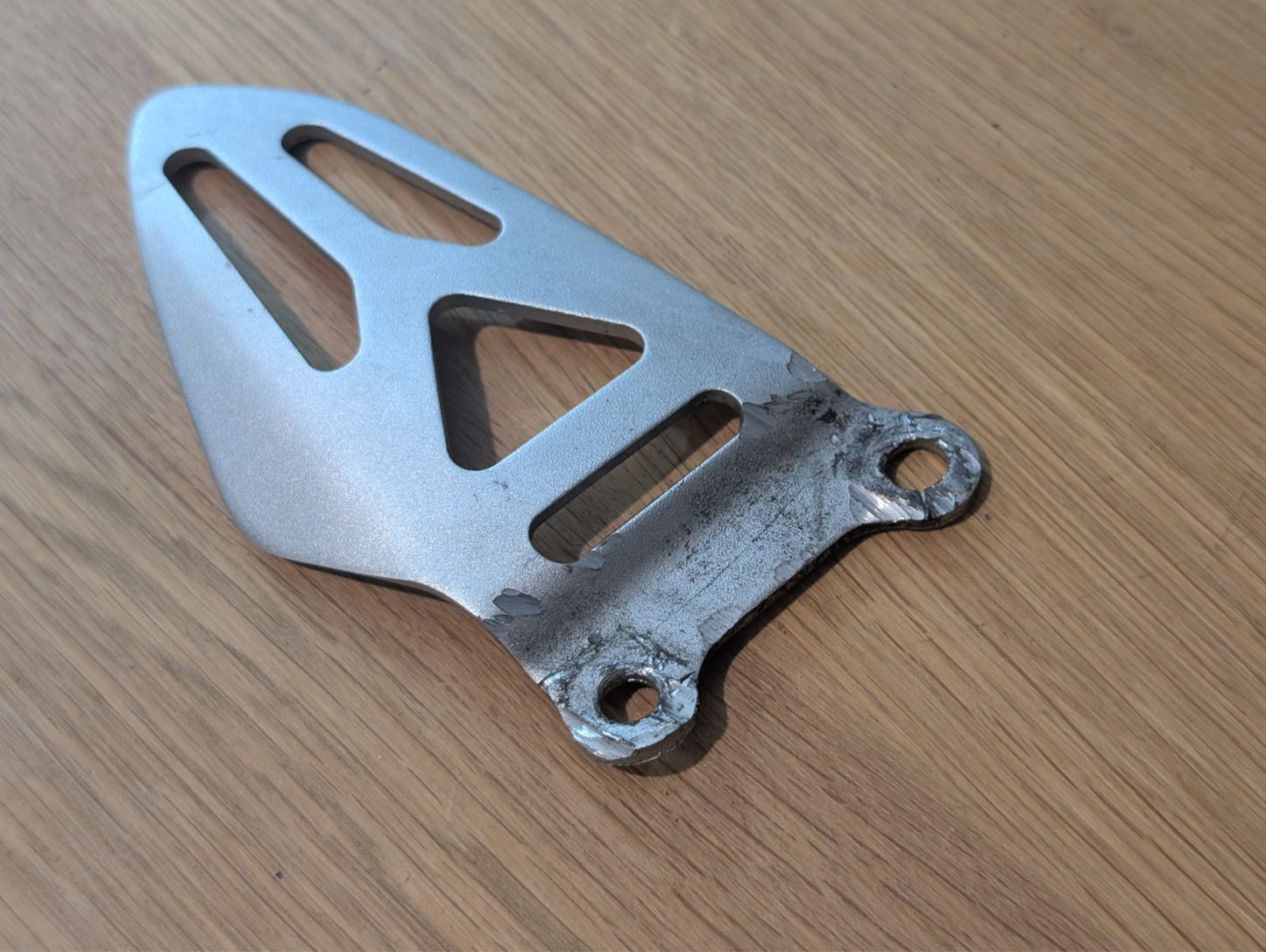 Suzuki GSXR1000 L1 L2 L3 2010 2016 Right Rearset OEM