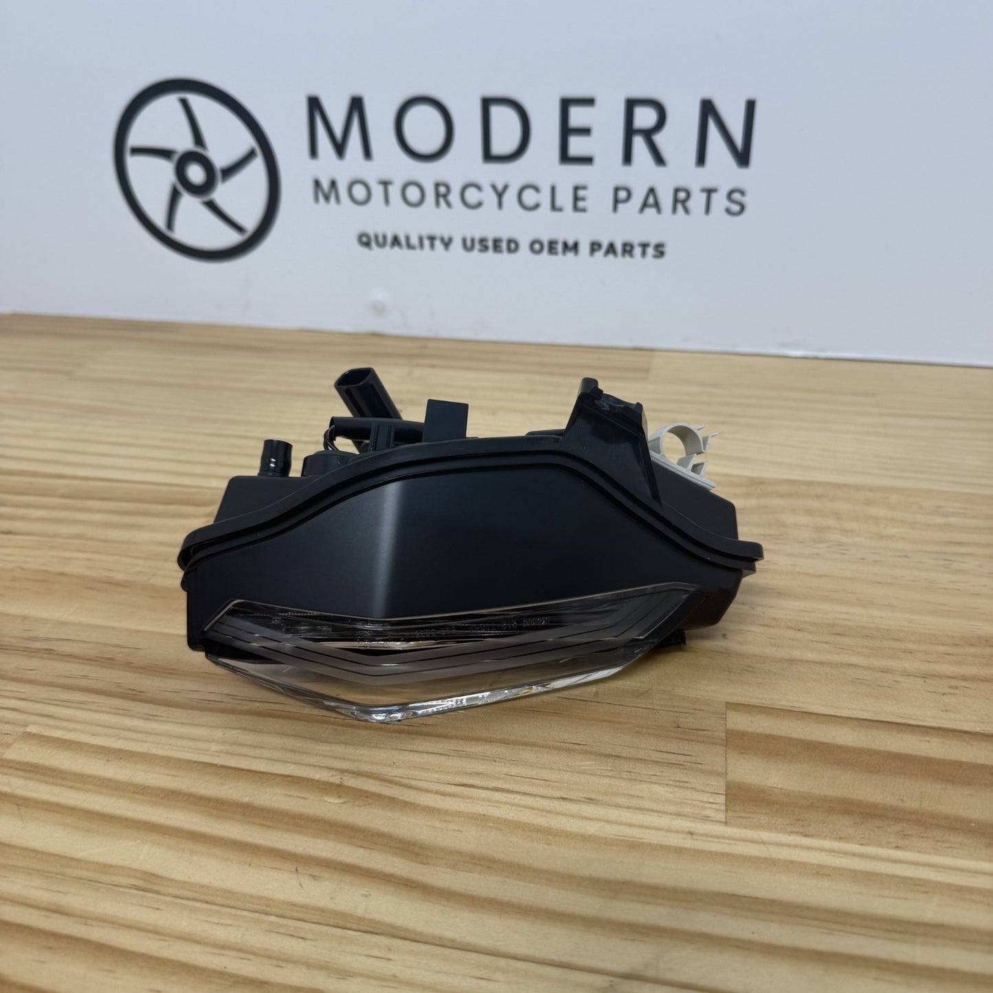 Yamaha YZF-R1 2020+ Right Headlight DRL Pilot B3L-84302-00 Genuine OEM