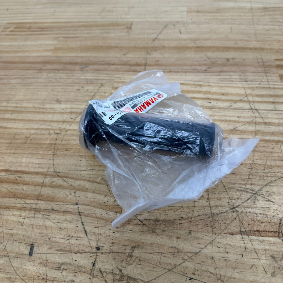 BRAND NEW Yamaha Left Bar Grip 2C0-26241-00 Genuine OEM