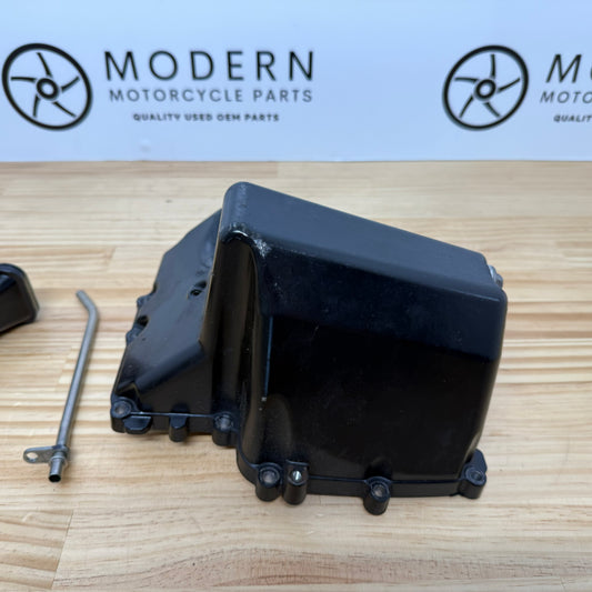 2013-2017 Triumph Daytona 675R Sump with Oil Breather & Pickup