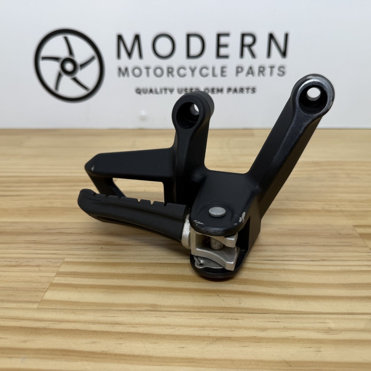 KTM 1190 Adventure R 2013-2016 Right Passenger Rearset  6030304900033S
