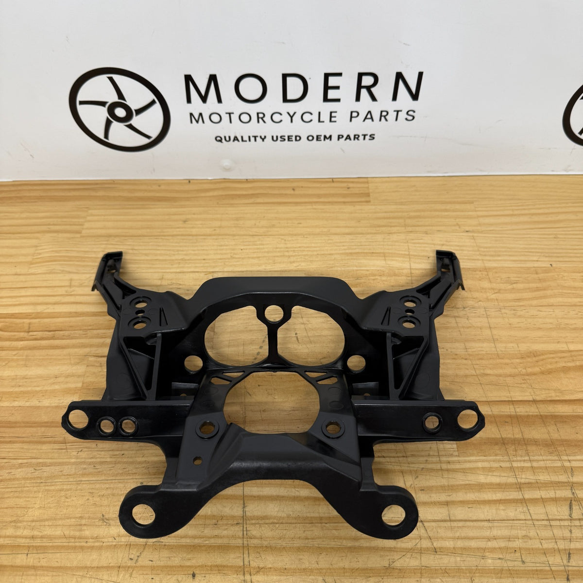 BRAND NEW Yamaha YZF-R1 2015-2026 Front Stay Subframe 2CR-28356-00 Genuine OEM