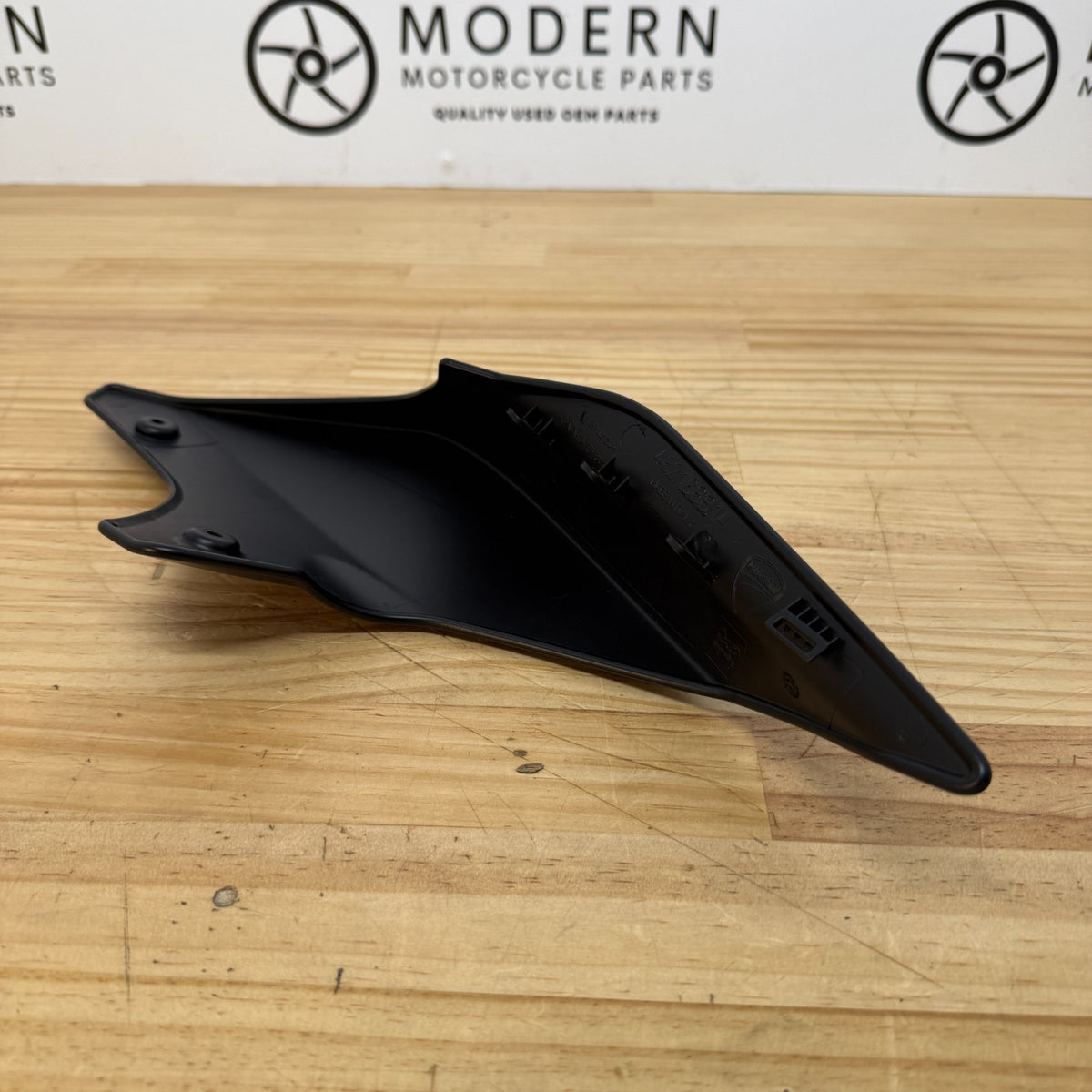 Ducati Streetfighter Panigale V2 V4 Right Tail Fairing Black 482P2471AF OEM