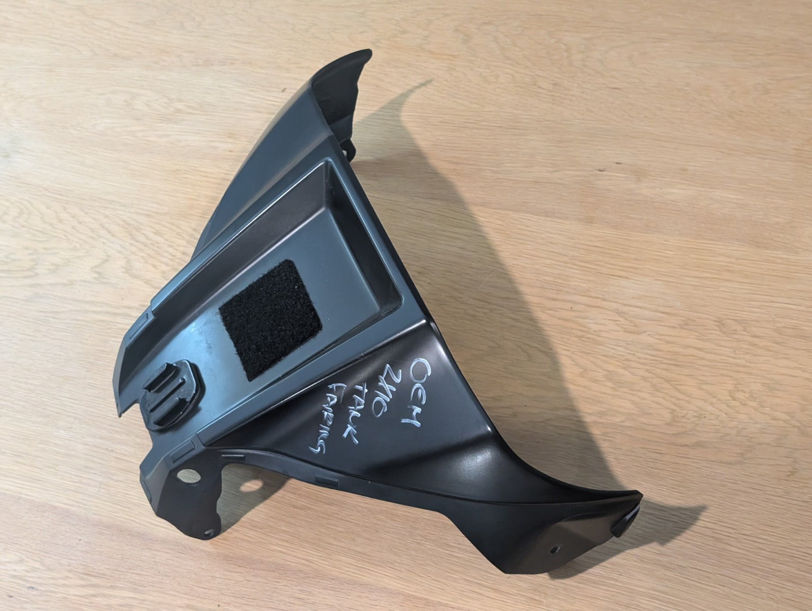 Kawasaki ZX10R Gen 4 2011-2015 Front Tank Cover Fairing 140920786H8