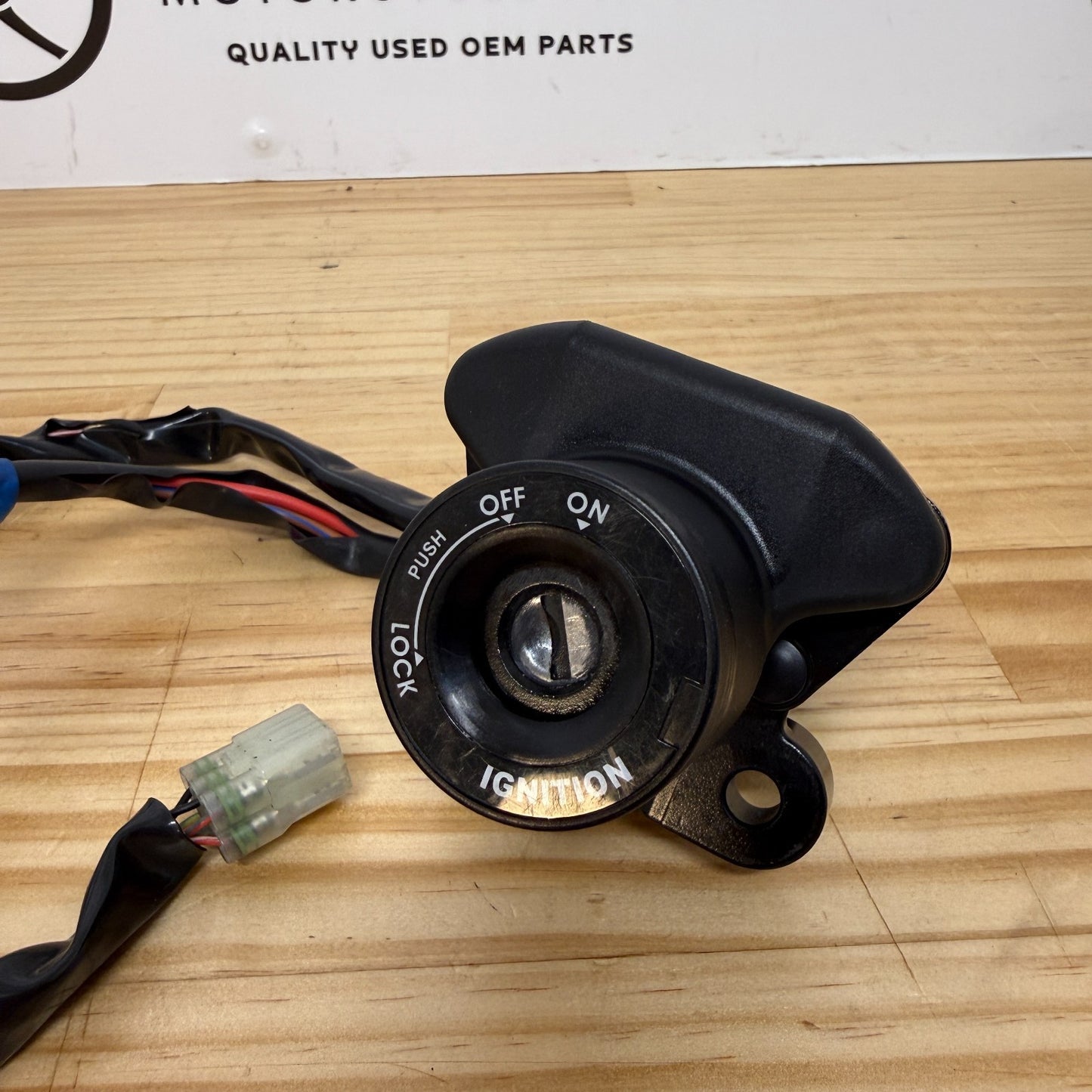 Yamaha YZF-R7 2022-2025 Ignition Barrel and Key BEB-8255P-00 Genuine OEM
