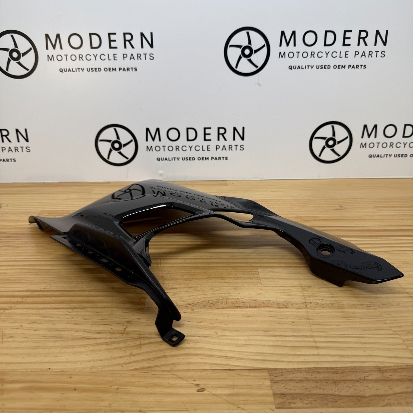 Yamaha YZF-R3 2019+ Right Lower Fairing Black B1X-F8395-00 Genuine OEM