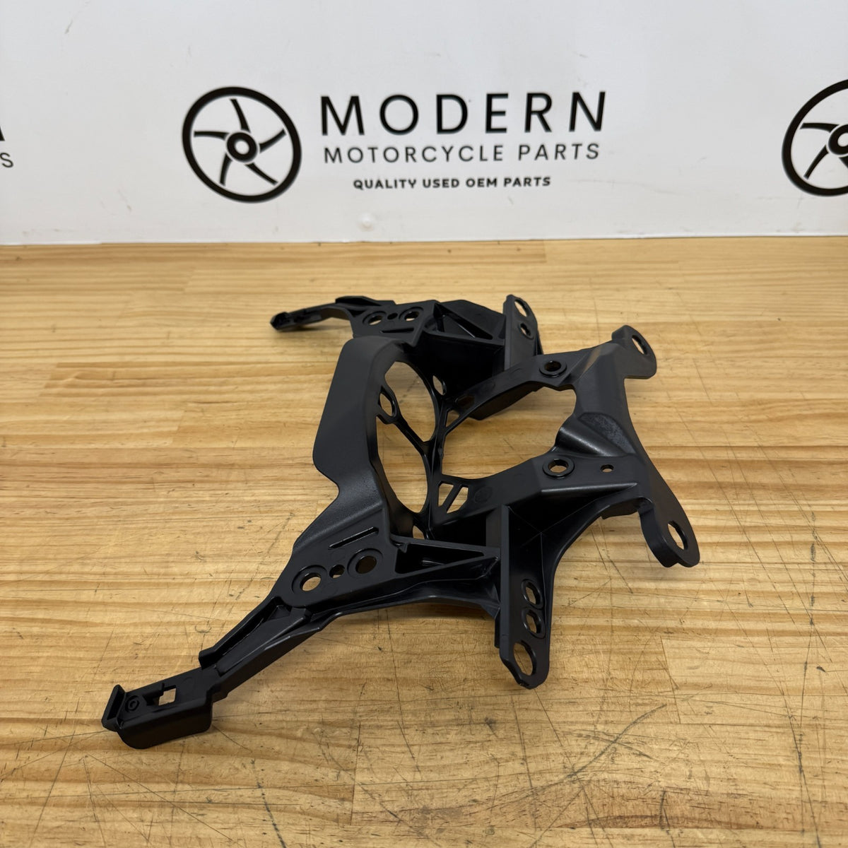 BRAND NEW Yamaha YZF-R1 2015-2026 Front Stay Subframe 2CR-28356-00 Genuine OEM