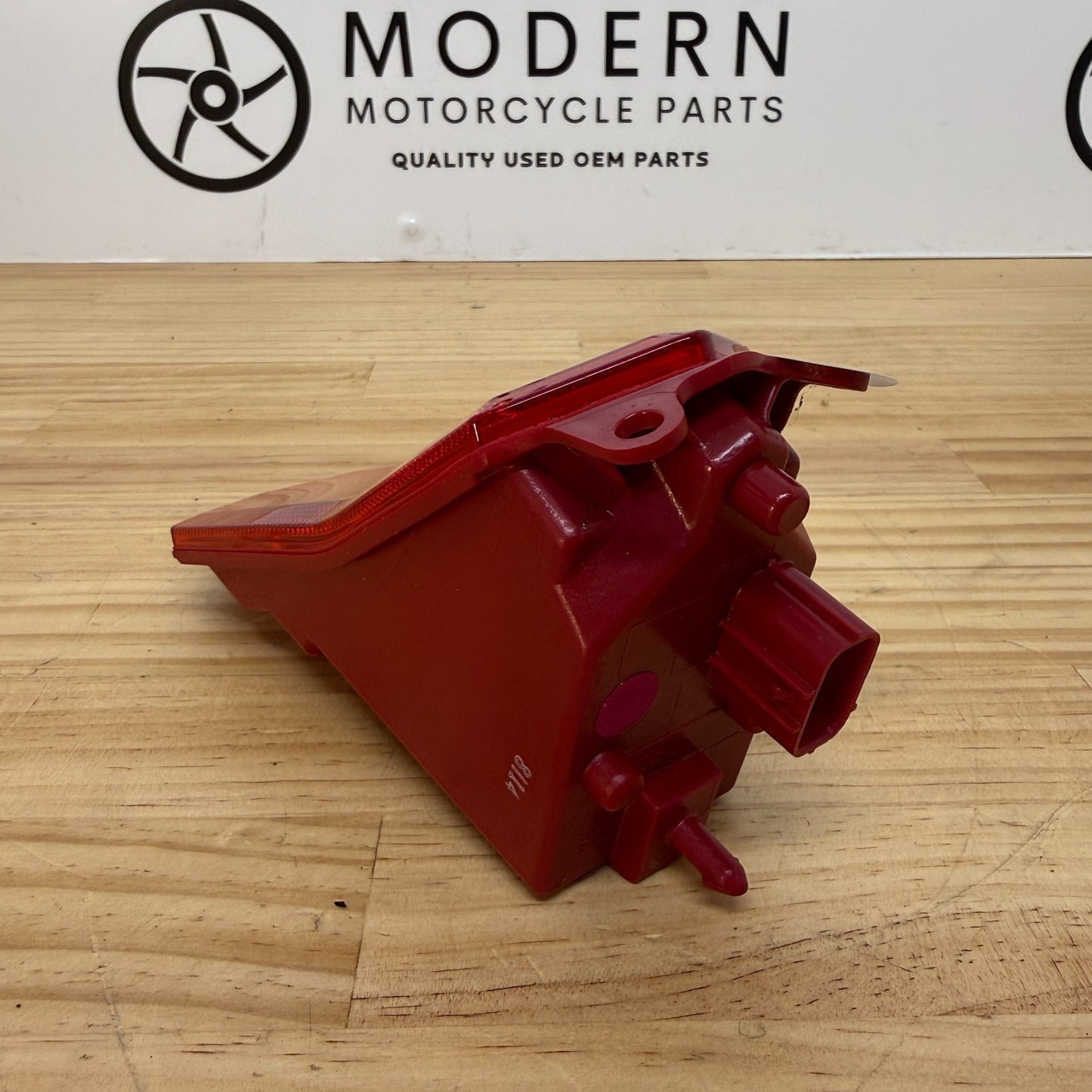 Yamaha YZF-R6 R1 R7 Tail light 2CR-84710-01 Genuine OEM