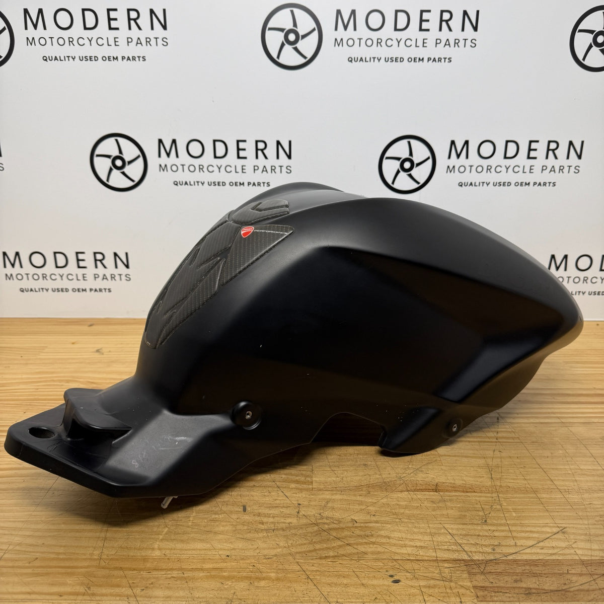 Ducati Streetfighter 848 1098 2009-2015 Fuel Tank Red 58611721AA Genuine OEM