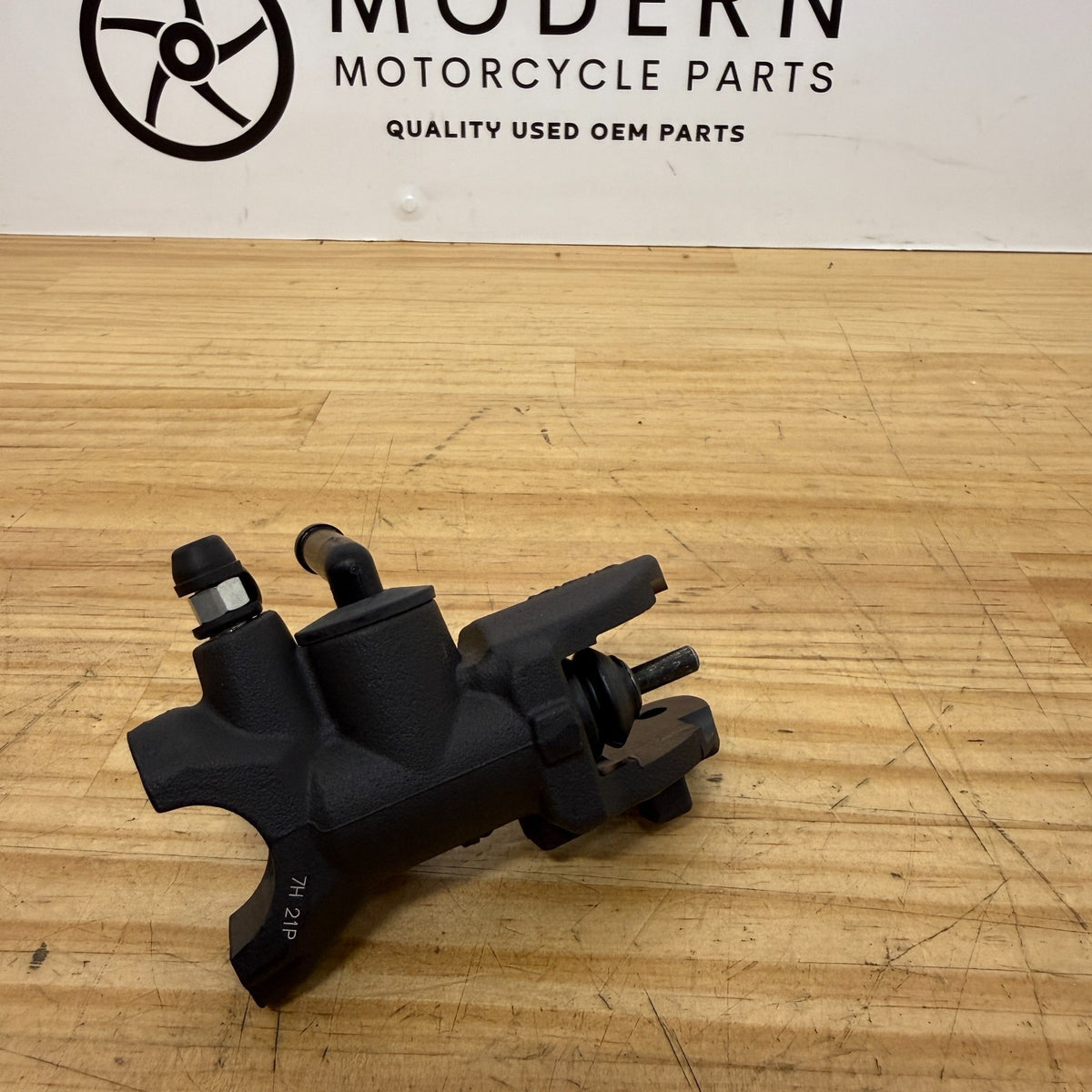 BRAND NEW Yamaha R1 R6 2015-2019 Master Cylinder Assy 2CR-2580A-00 Genuine OEM