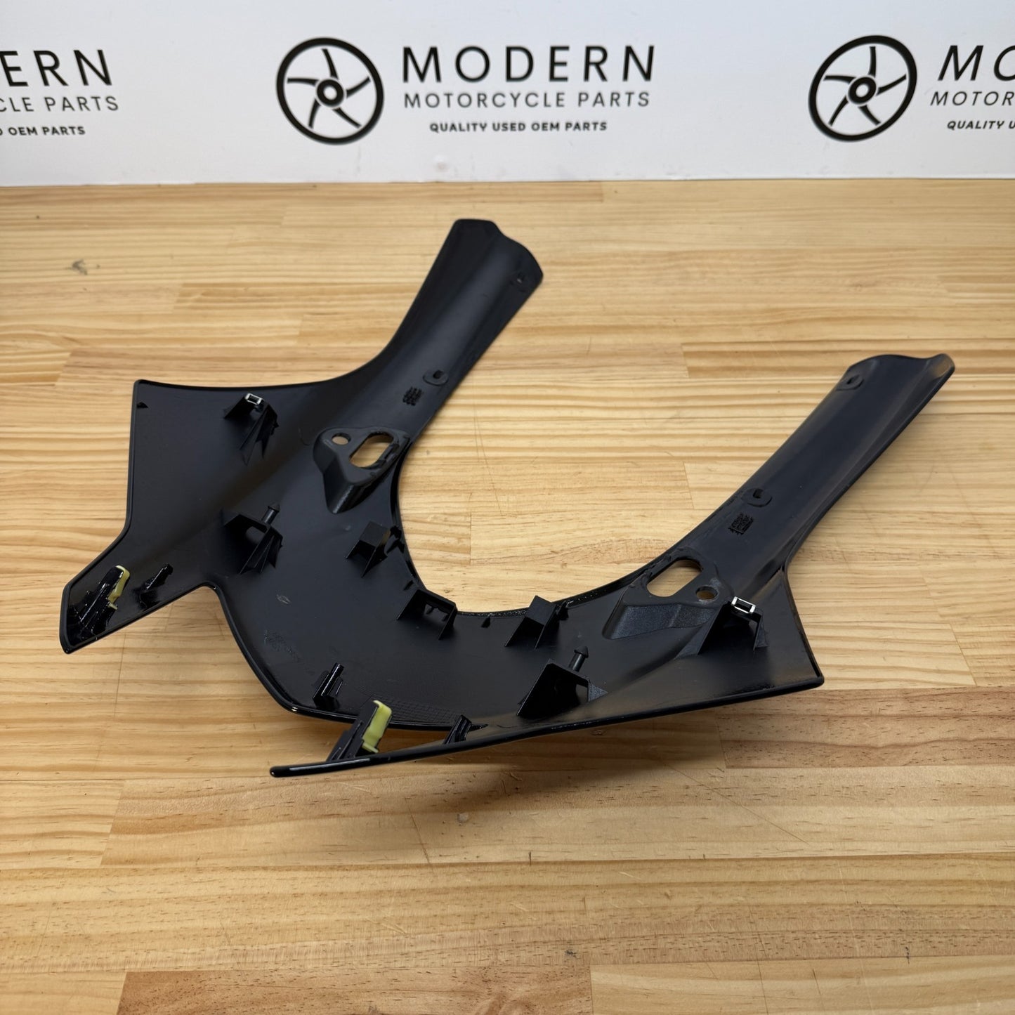 Yamaha YZF-R7 2022-2025 Front Upper Fairing Black BEB-2835G-00-P0 Genuine OEM