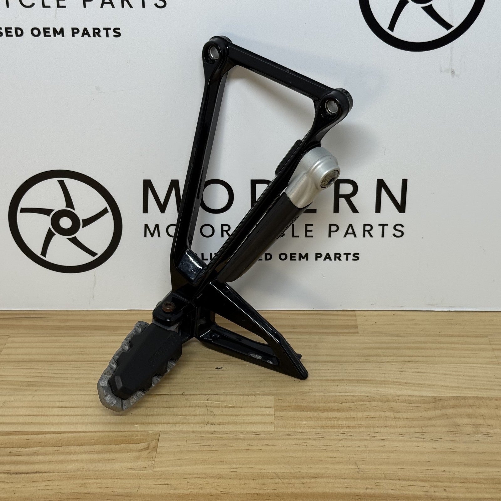 Ducati Multistrada 1200S 2010-2014 Rear LH Plate & Peg 82411703AA