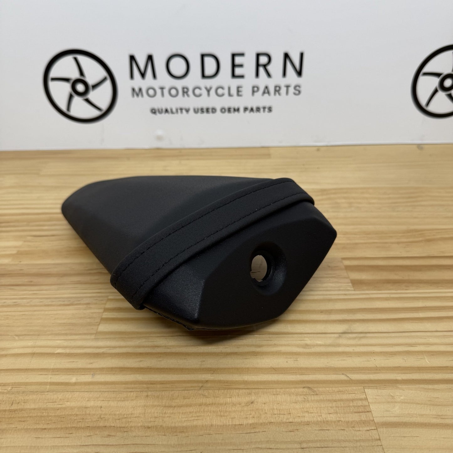 Yamaha YZF-R1 2020+ Passenger Seat D45-24710-00 Genuine OEM