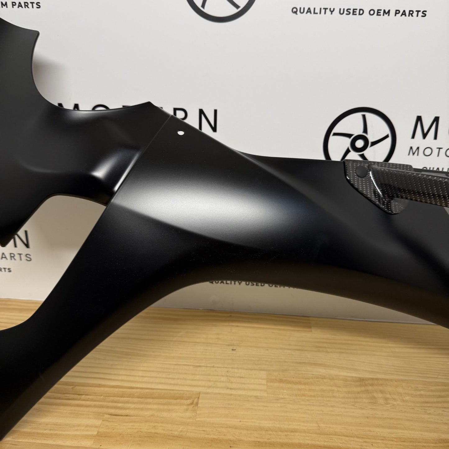Yamaha YZF-R1 2025+ Right Fairing and Carbon Winglet Genuine OEM