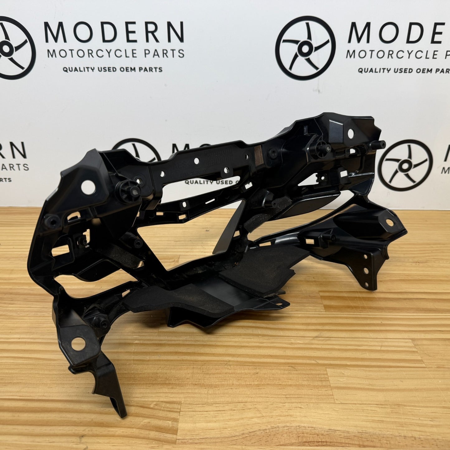 Yamaha YZF-R6 2017+ Front Upper Infill Fairing BN6-2830A-00 Genuine OEM