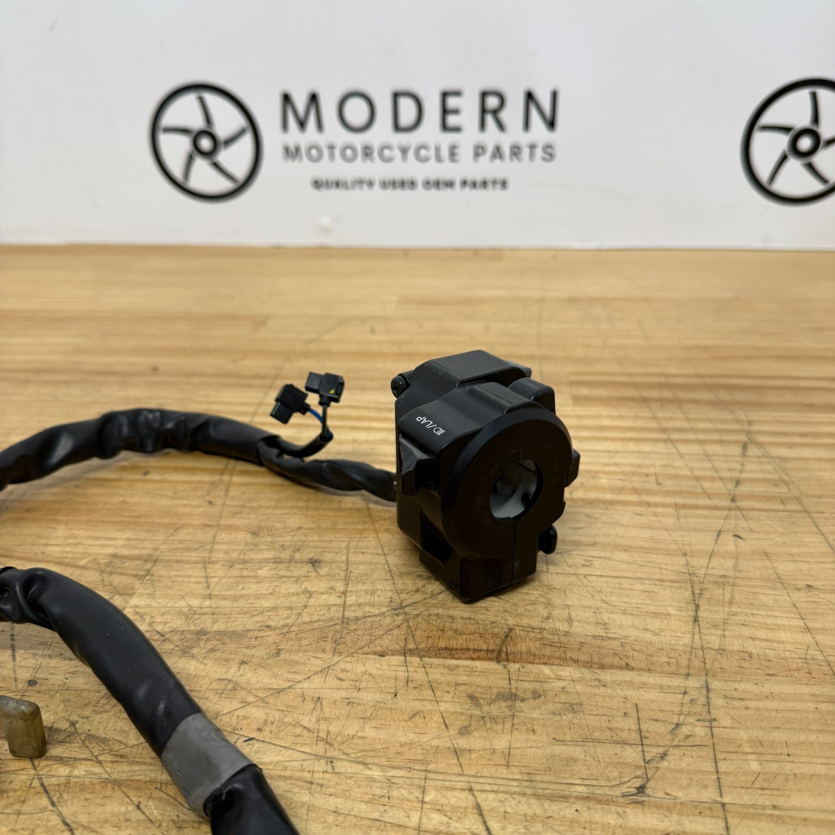 Yamaha YZF-R1 2015-2019 Left Switch Block 2CR-83969-01 2CR-83969-00 Genuine OEM