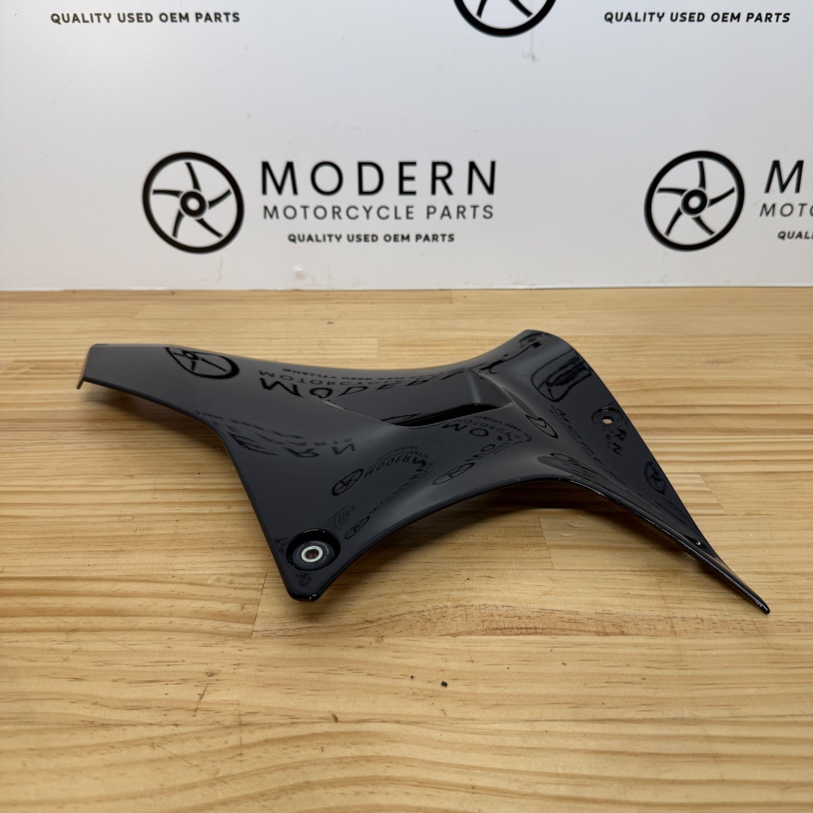 Yamaha YZF-R7 2022-2025 Left Lower Fairing Black BEB-2172G-00-33 Genuine OEM