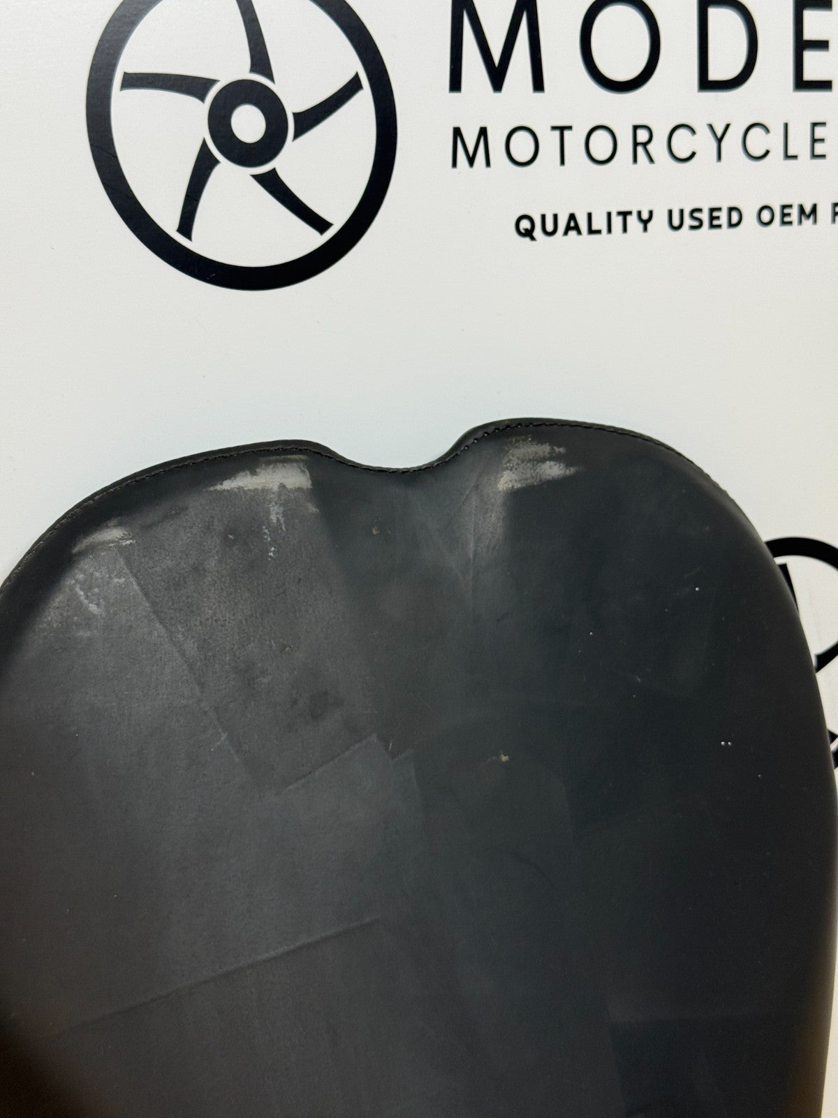 Triumph Daytona 675 2013-2017 Rider Seat T2301107 Genuine OEM