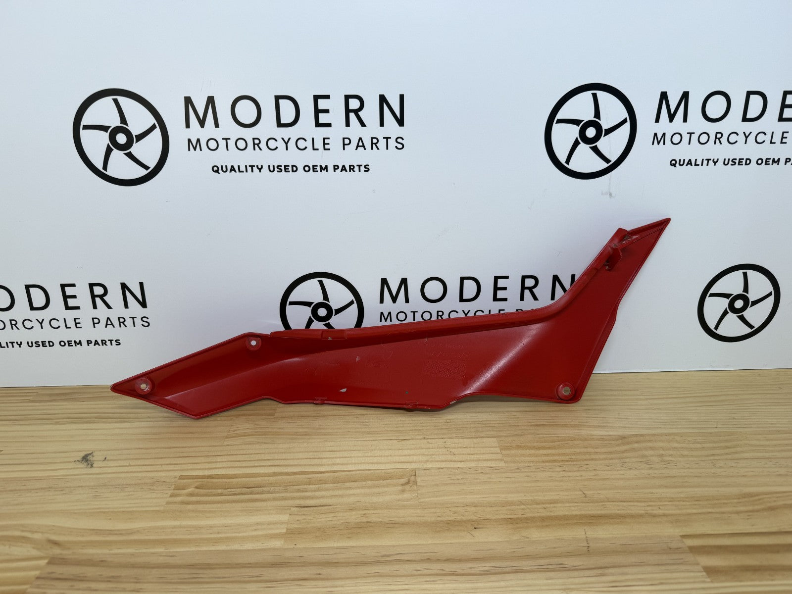 Ducati Multistrada 1200S 2010-2014 LH Seat Fairing 48211631AA.AQ.AW