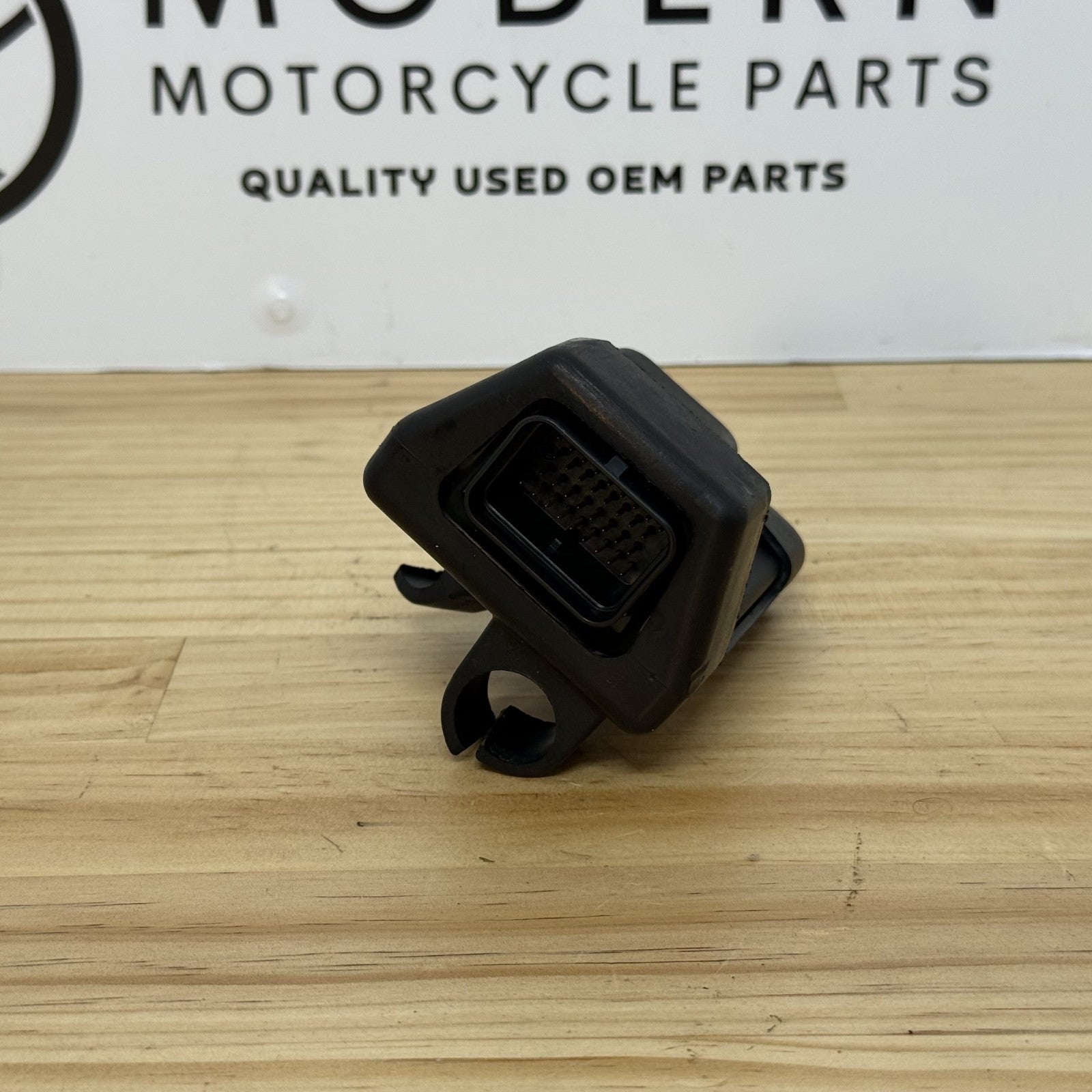 Ducati Multistrada 1200S 2010-2014 Right Switch Block Start Stop 65010101E