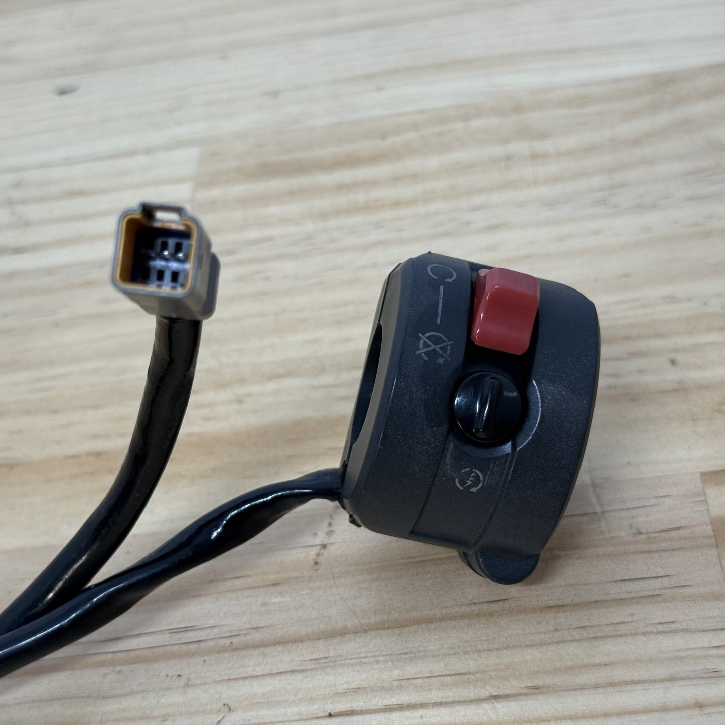 Ducati Multistrada 1200S 2010-2014 Right Switch Block Start Stop 65010101E
