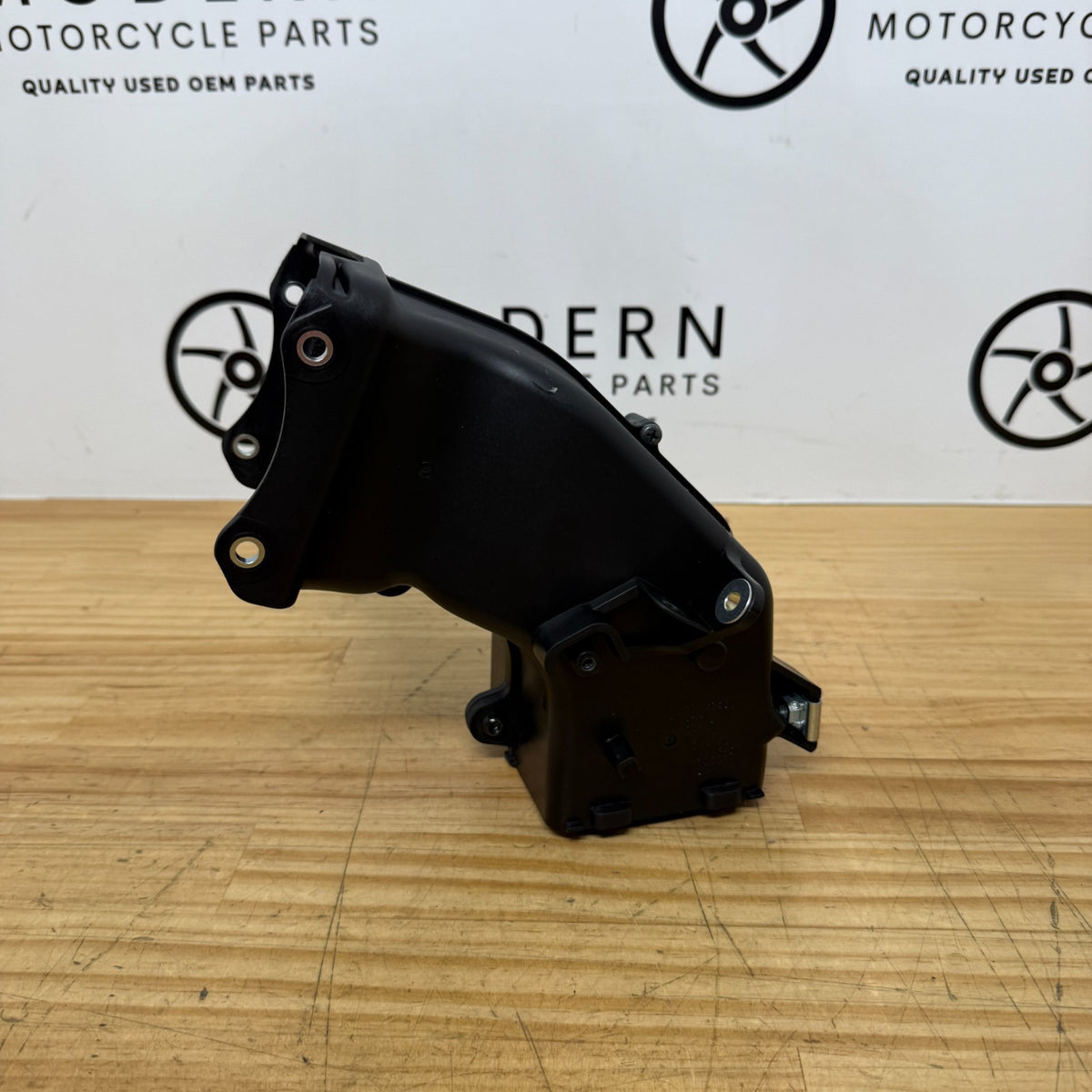 Yamaha YZF-R1 2015-2019 Air Intake Duct Assembly 2CR-2832E-01 Genuine OEM