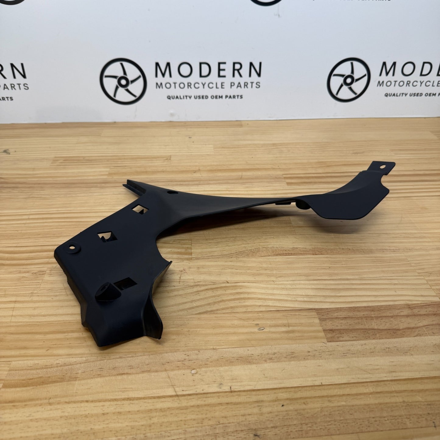 Yamaha YZF-R3 2019-2025 Left Infill Fairing Panel BS7-F836K-00 Genuine OEM
