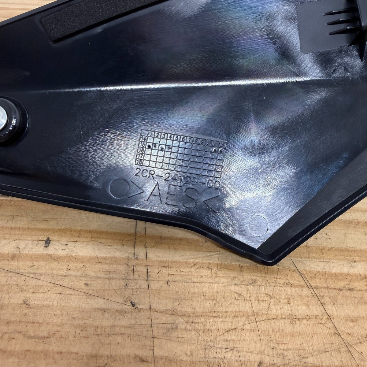 Yamaha YZF-R1 2015-2019 Left Fuel Tank Fairing 2CR-24106-00 Genuine OEM