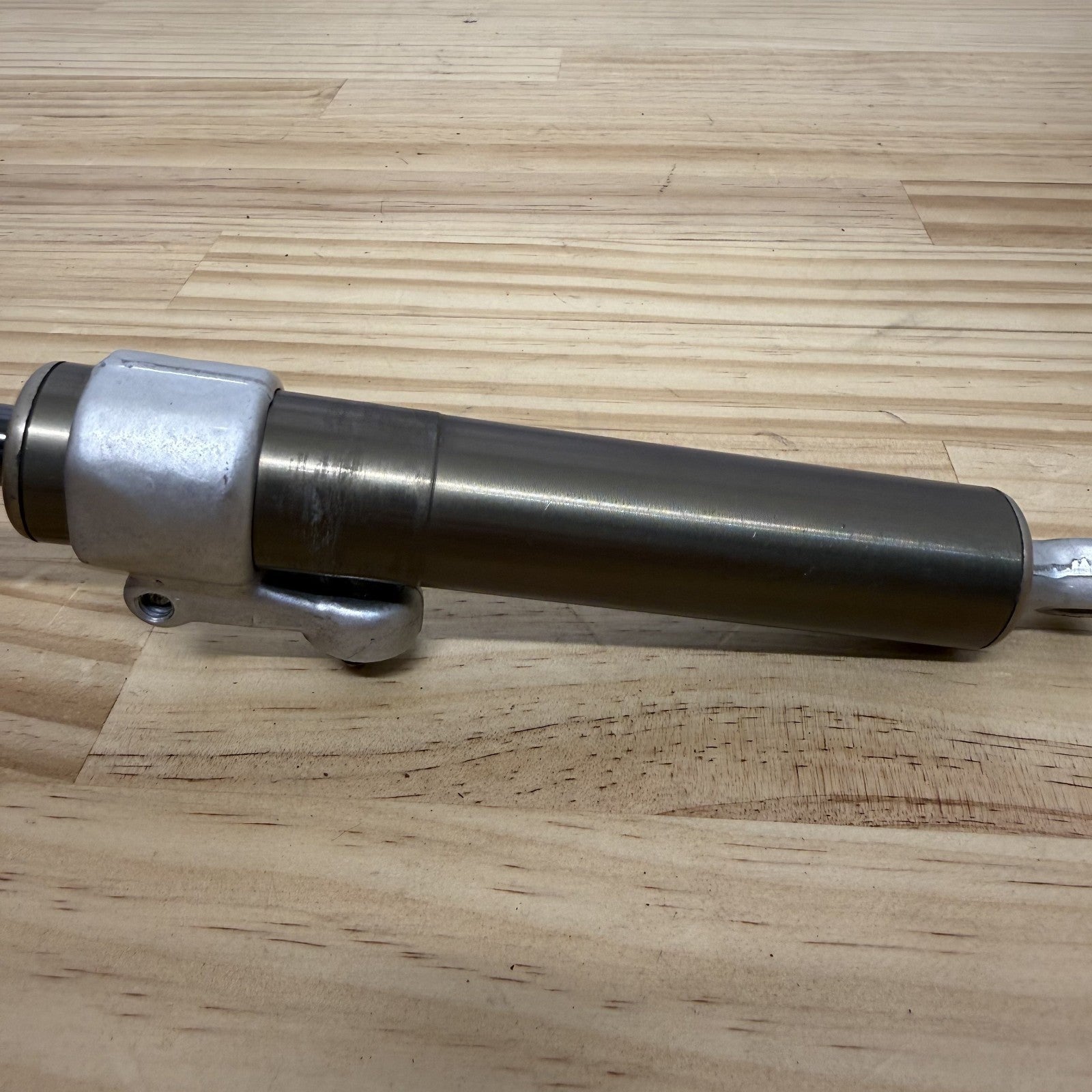 Ducati 748 916 996 1993-2000 OEM Steering Damper 36440031A