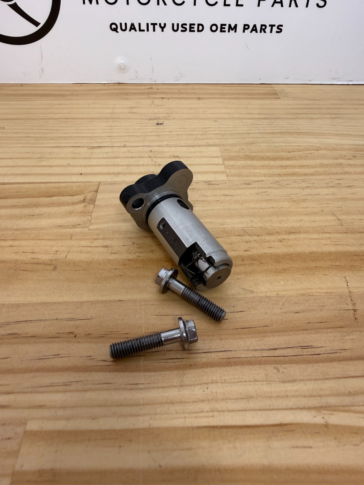 Triumph Daytona 675 2013-2017 Hydraulic Camchain Tensioner T1140084 Genuine OEM