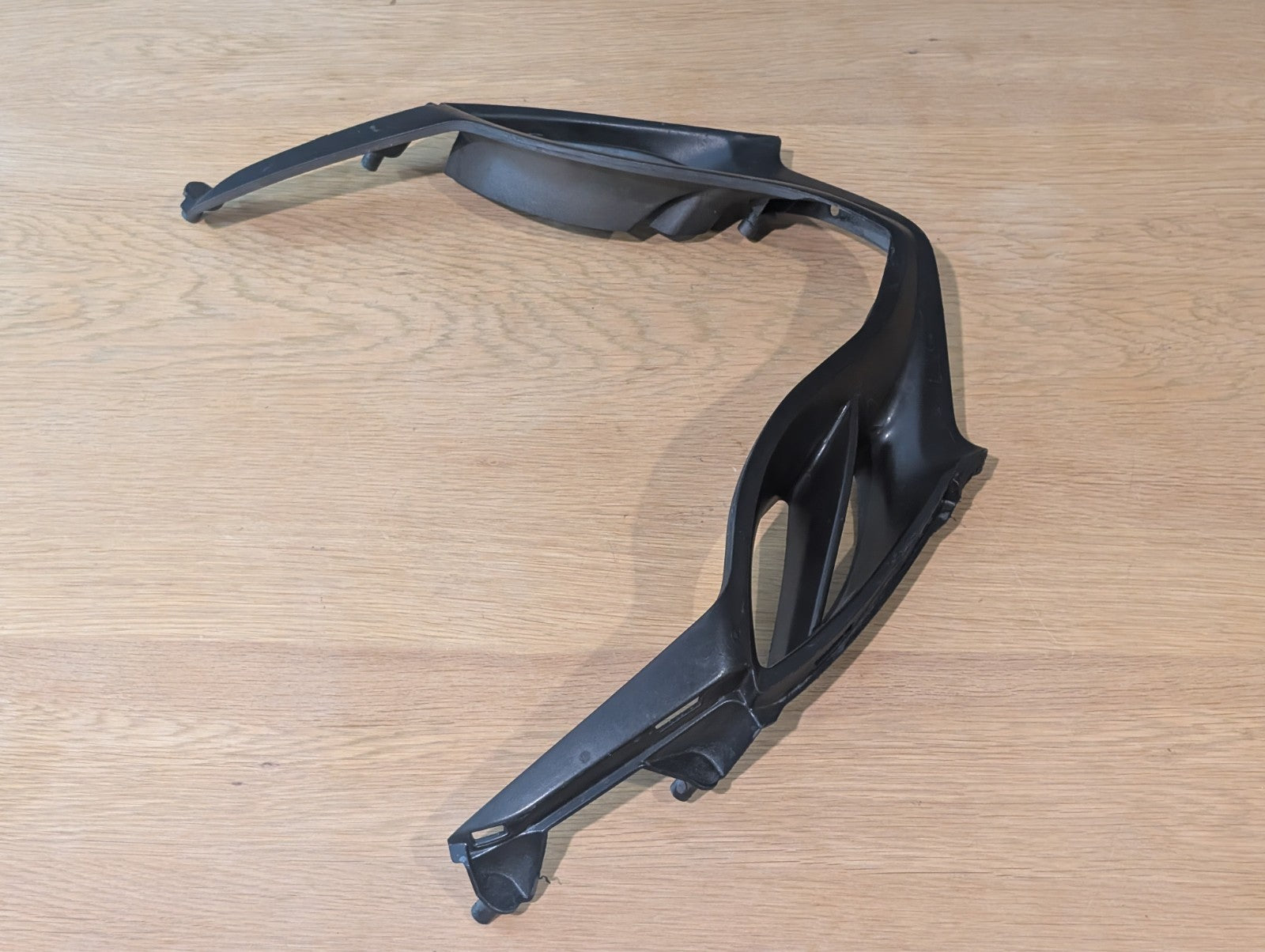 Suzuki GSXR1000 2010 2016 Black Lower Headlight Fairing 94671-47H10-YKV