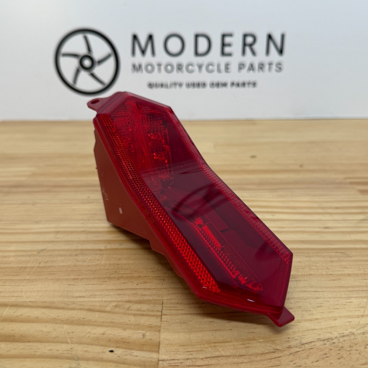 Yamaha YZF-R6 R1 R7 Tail light 2CR-84710-01 Genuine OEM