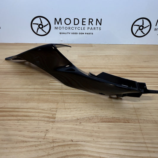 Yamaha YZF-R7 2022-2025 Right Tail Fairing Black BEB-21711-00-P0 Genuine OEM