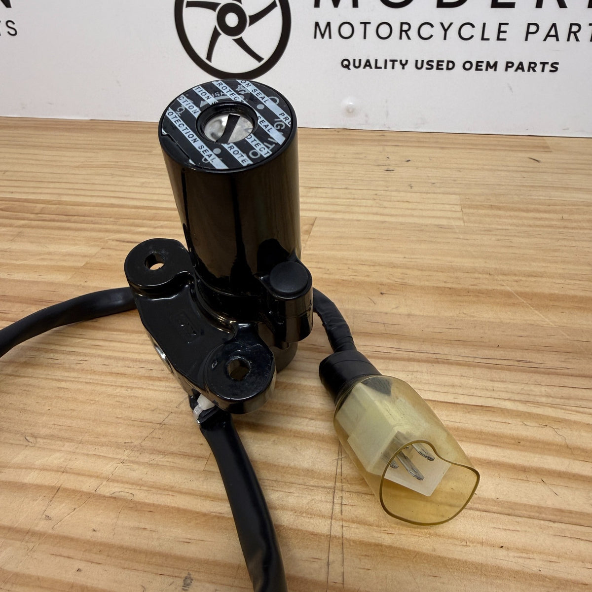 Yamaha YZF-R3 2019+ Ignition Barrel BS7-H2501-00 Genuine OEM