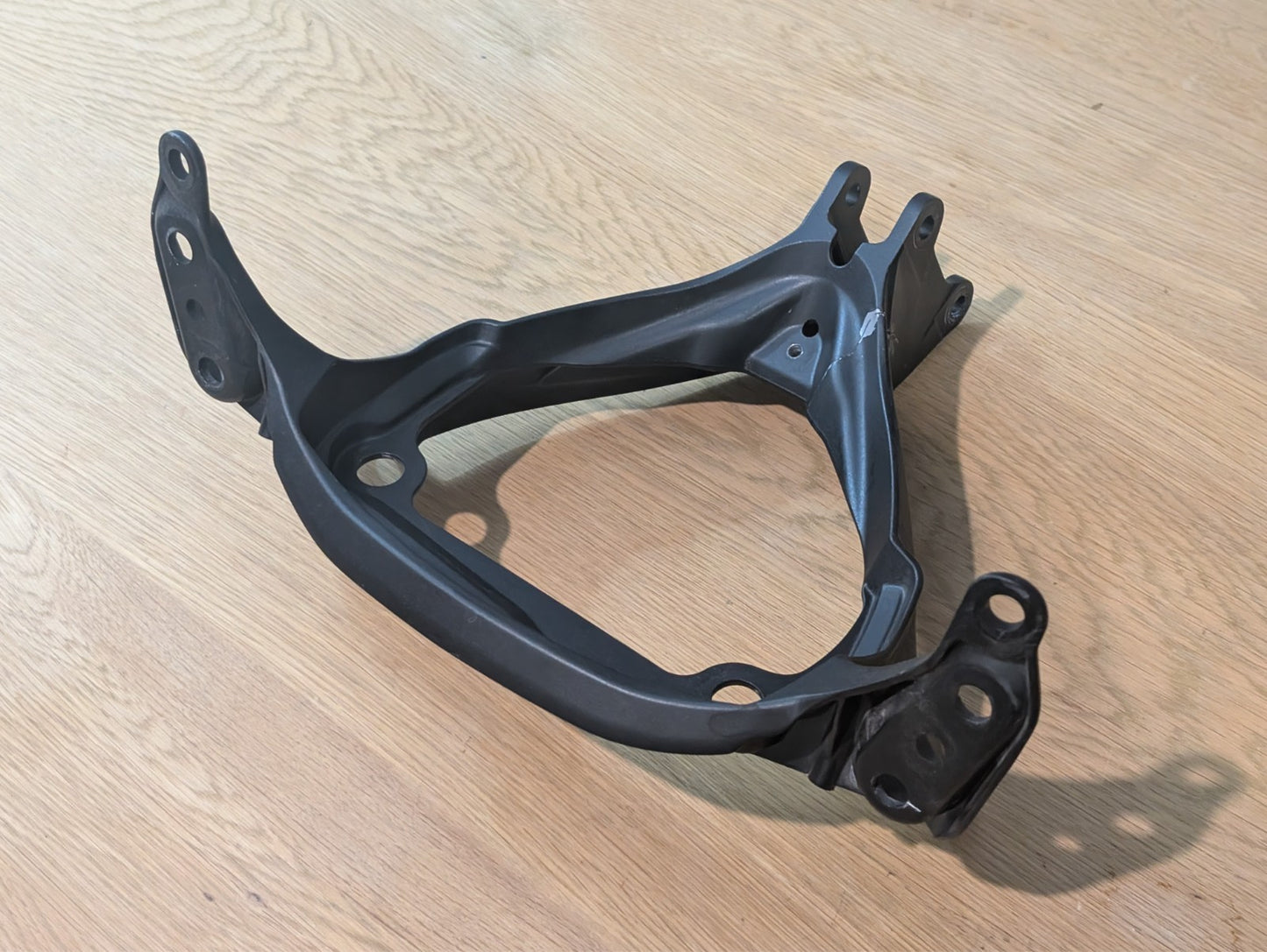 Suzuki GSXR1000 L1 L2 L3 2010 2016 Front Subframe 94511-47H00 Crack