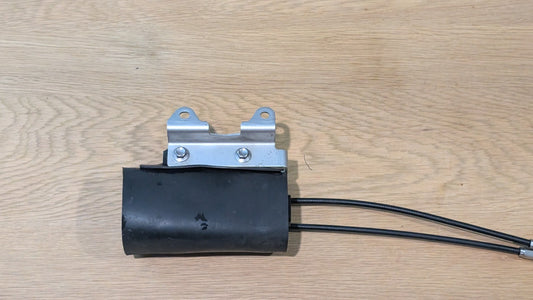 Exhaust Valve Servo with Cables Triumph Daytona T2202069 & T2202187