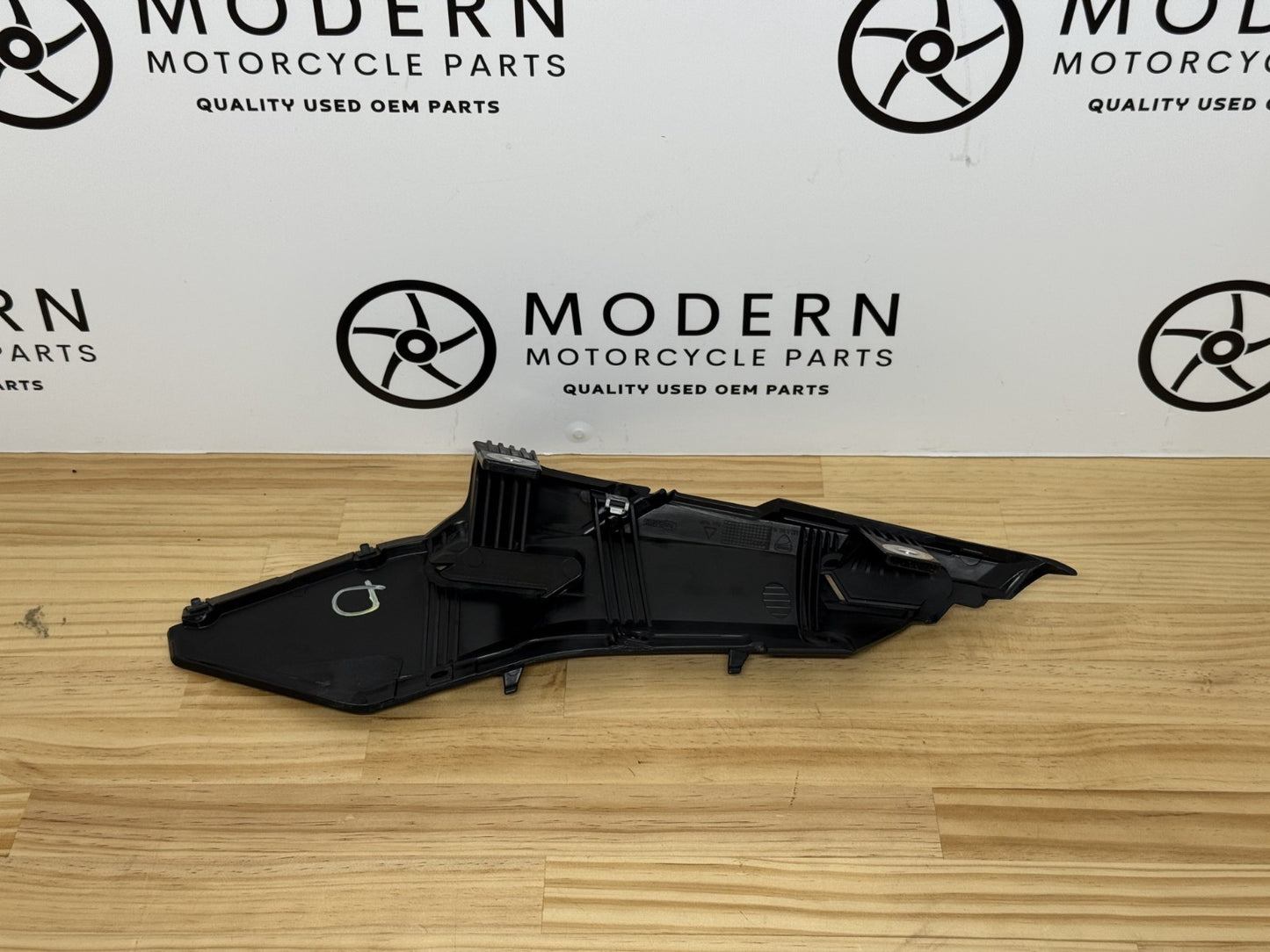 Ducati Multistrada 1200S 2010-2014 RH Tail Guard 48211601A