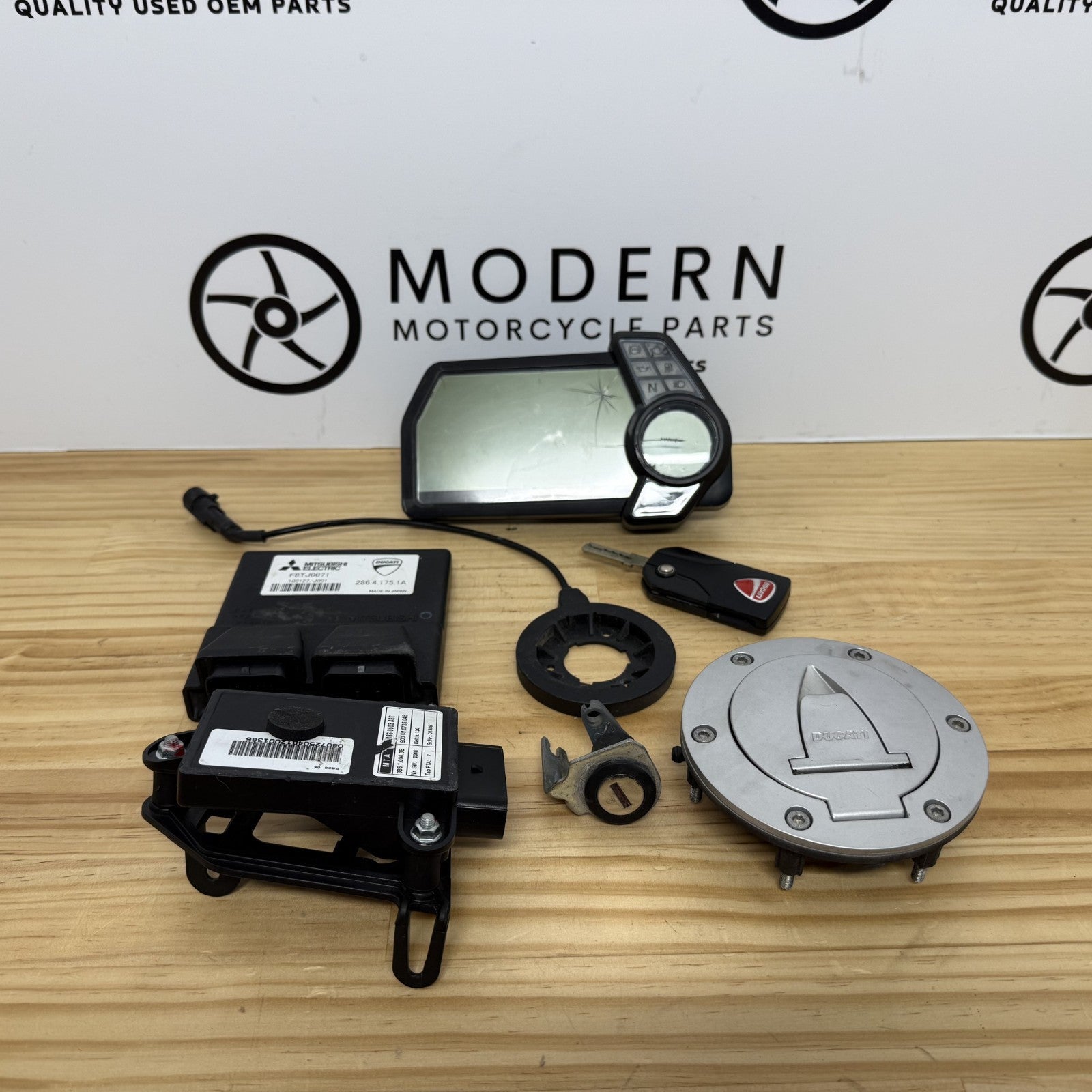 Ducati Multistrada 1200S 2010-2014 Handsfree Keyset Immobiliser Dash ECU Keyset