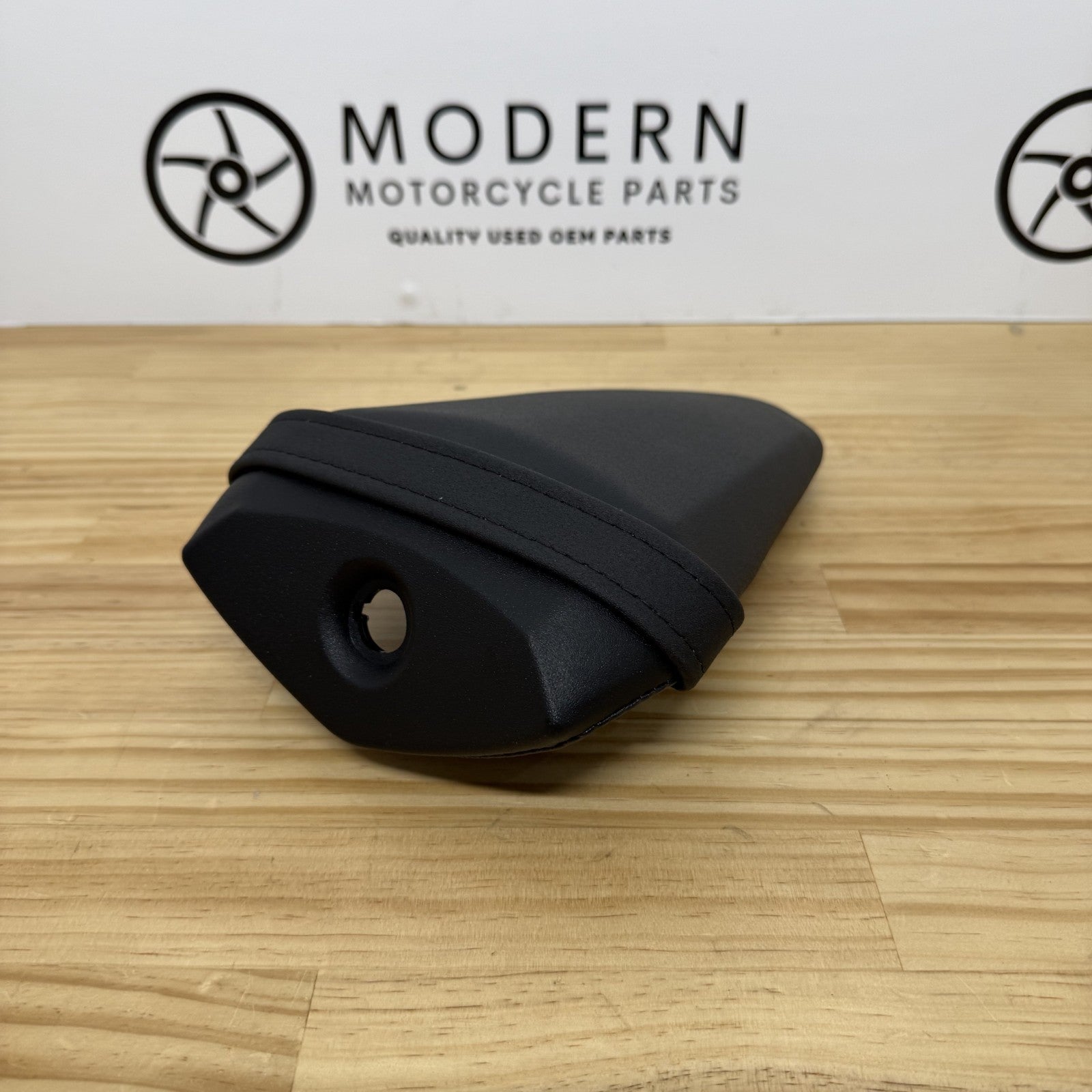 Yamaha YZF-R1 2020+ Passenger Seat D45-24710-00 Genuine OEM