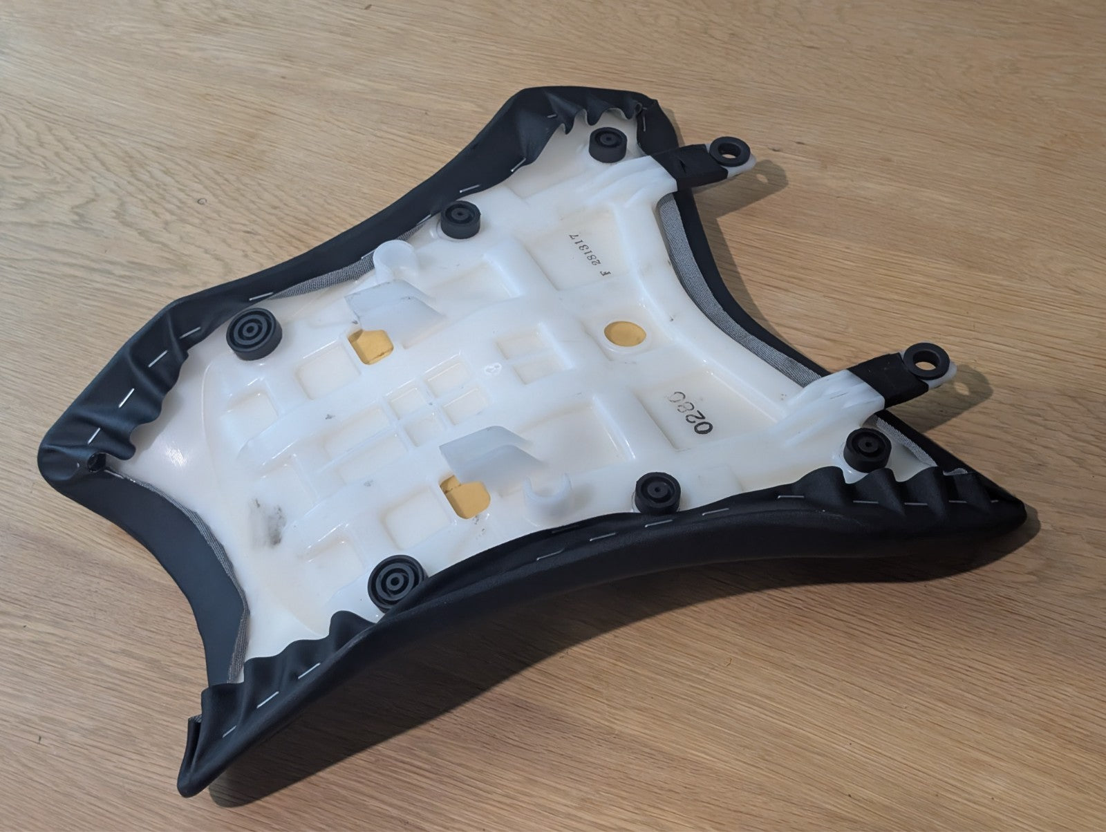 Kawasaki ZX10R Gen 4 2011-2015 OEM Rider Seat 530660601MA