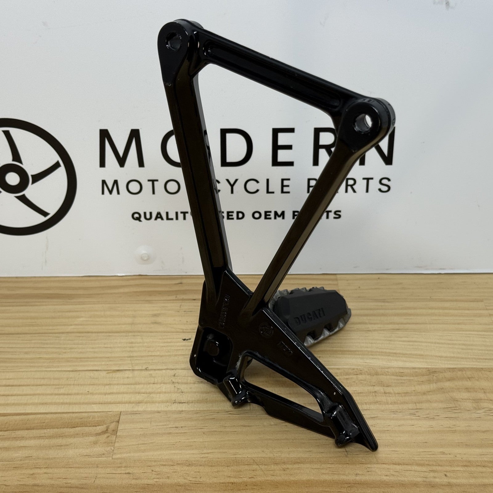 Ducati Multistrada 1200S 2010-2014 Rear Right Passenge Footrest 82411693AA