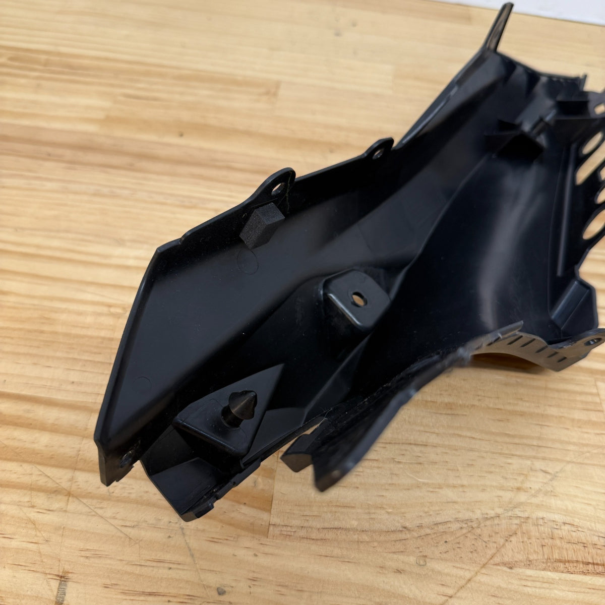 Yamaha YZF-R7 2022-2025 Infill Fairing BEB-21731 Genuine OEM