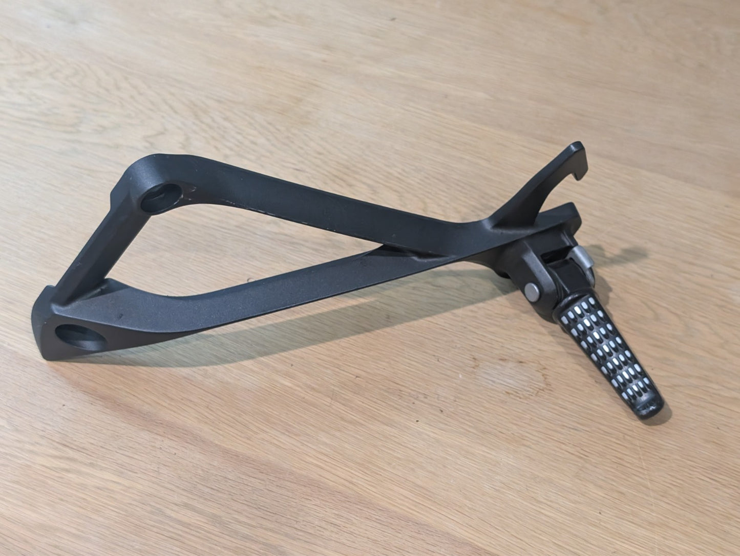 Kawasaki ZX10R Gen 4 2011-2015 Left Pillion Peg Bracket and Peg 35063085218R