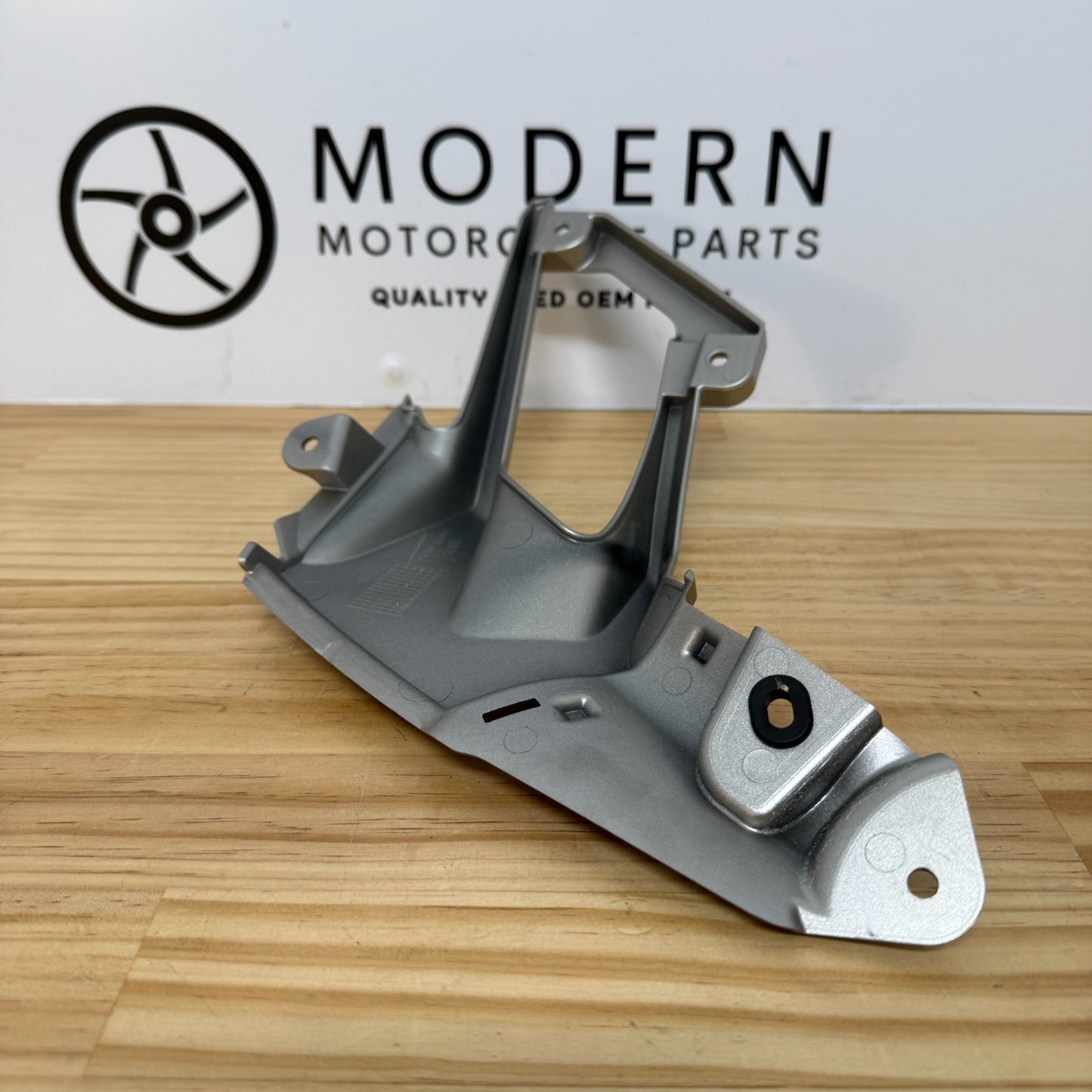 Kawasaki Ninja 400 2018-2023 Left Fairing Finisher Silver 55028-0643-35Z OEM