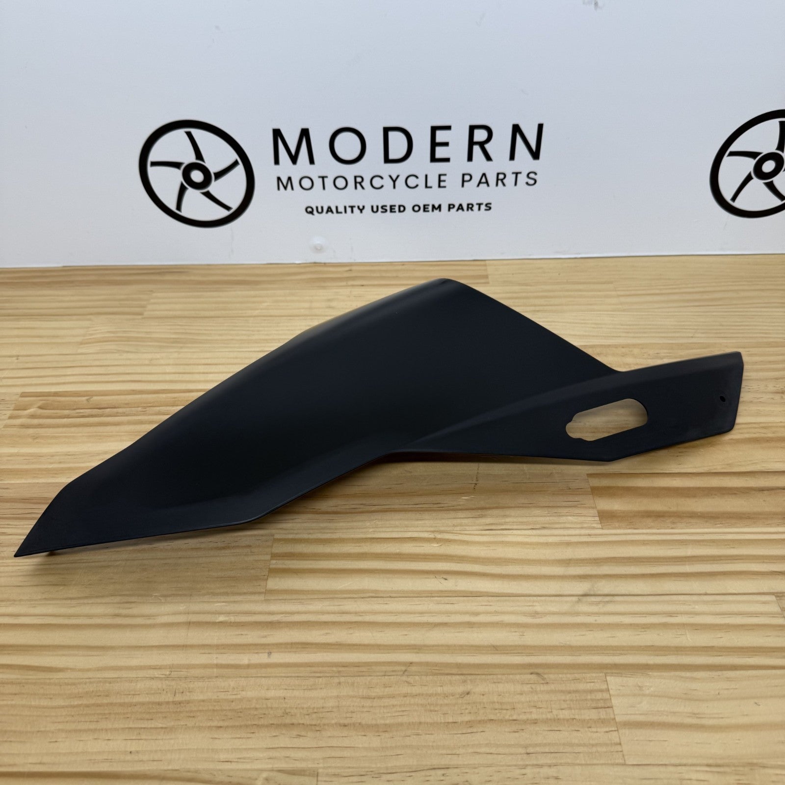 BMW S1000RR 2023-2024 Front Right Upper Fairing OEM 46638388952