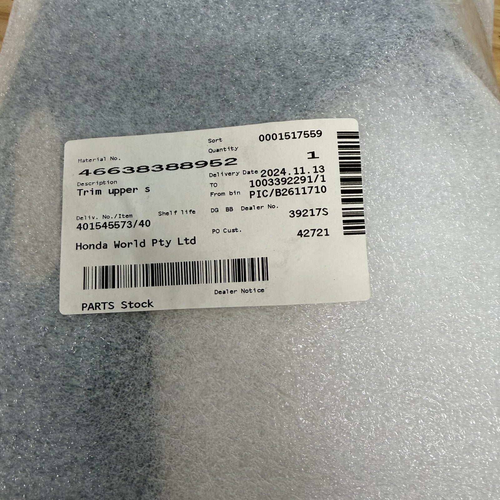 BMW S1000RR 2023-2024 Front Right Upper Fairing OEM 46638388952