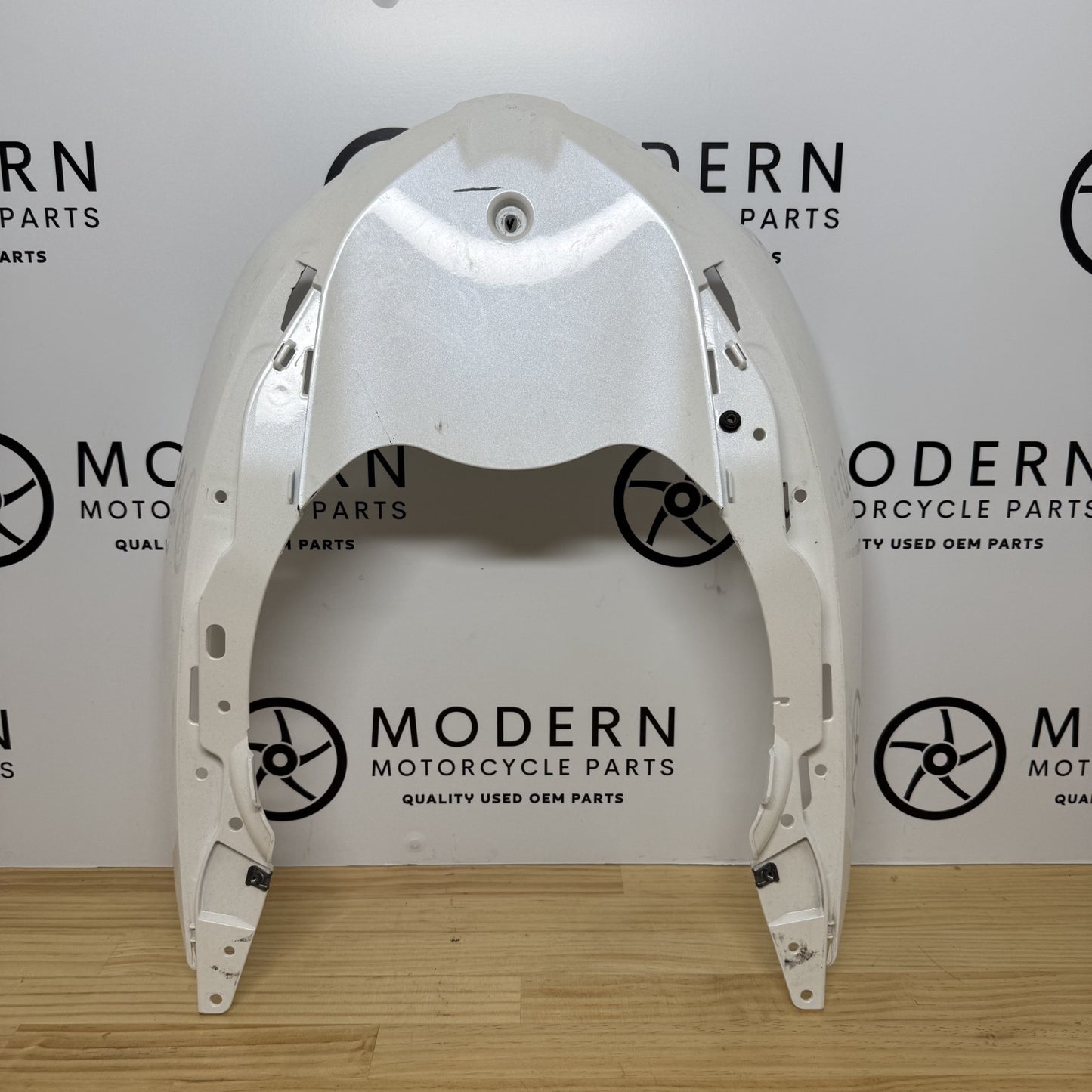 Triumph Daytona 675R 675 2013-2017 Cockpit Lower Fairing White T2309450 OEM